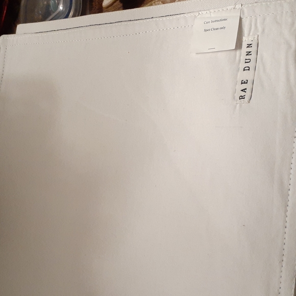 Rae Dunn 4 pcs Placements New - Picture 10 of 12